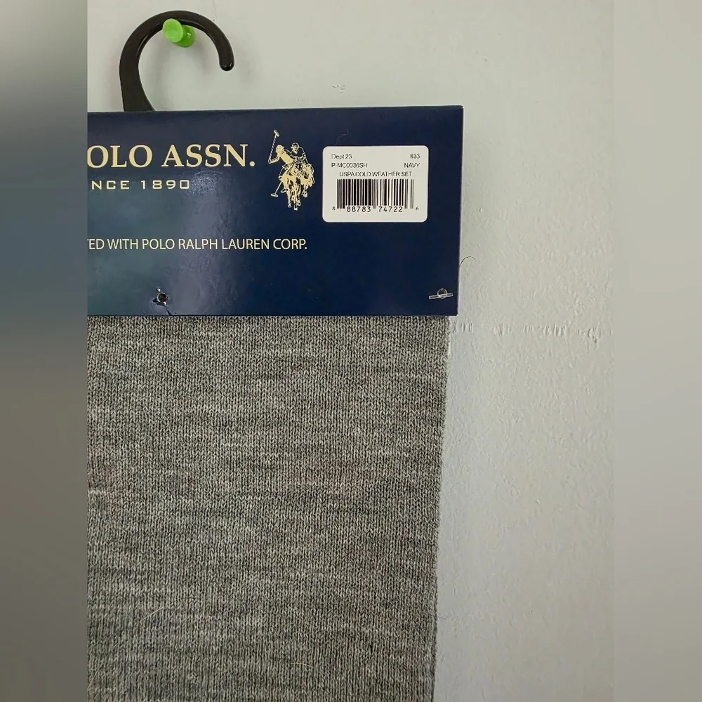 U.S. Polo Assn. Gray and White Knit Scarf